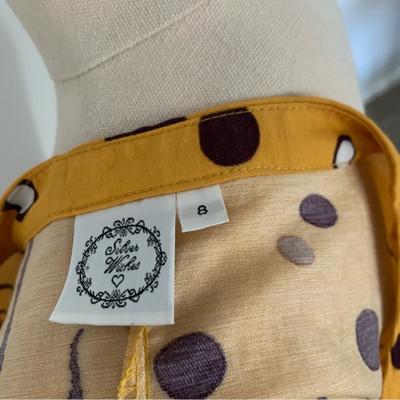 Silver Wishes Short Sleeve Oversized Mustard Purple Print Button Down Top Size 8 - Picture 4 of 4